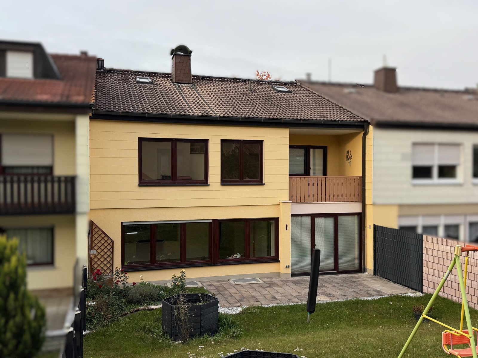Top gepflegtes Reihenmittelhaus mit viel Platz für eine Großfamilie 