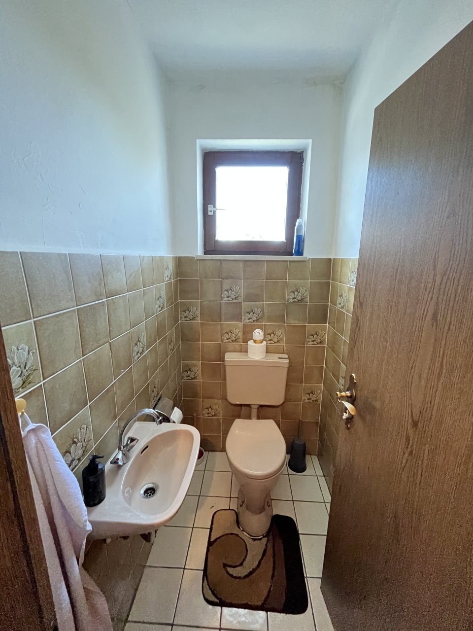 Gäste WC Erdgeschoss Gäste WC Erdgeschoss