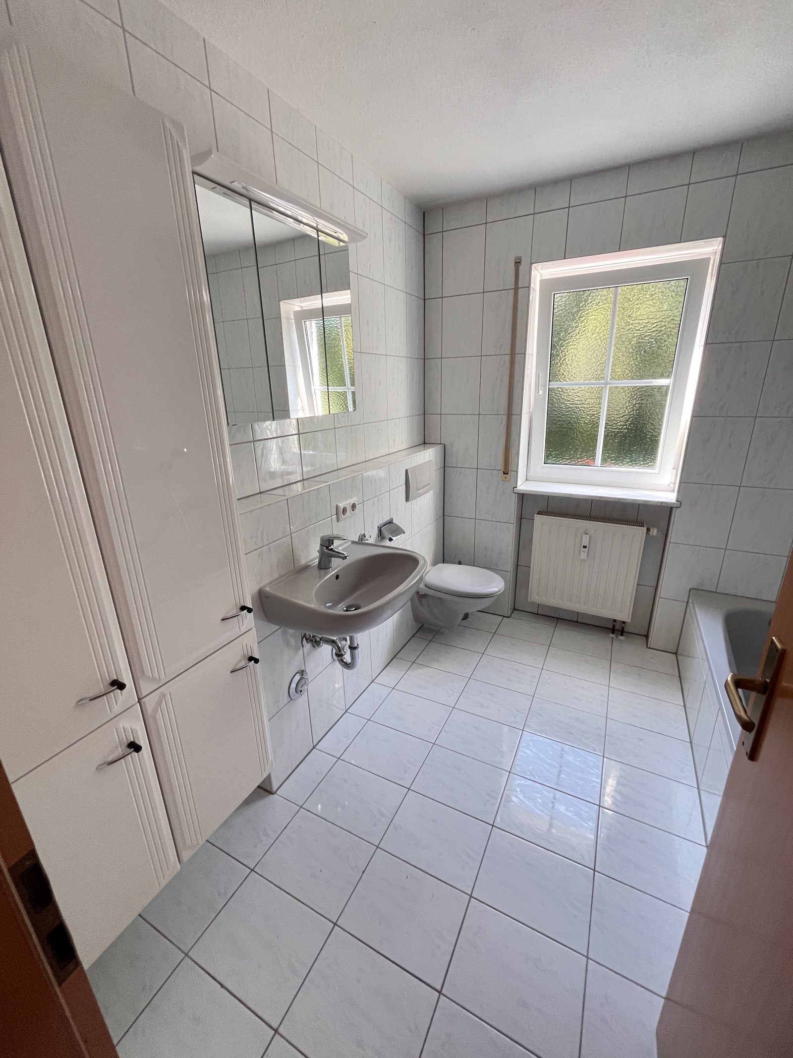 Badezimmer inkl. Badmöbel