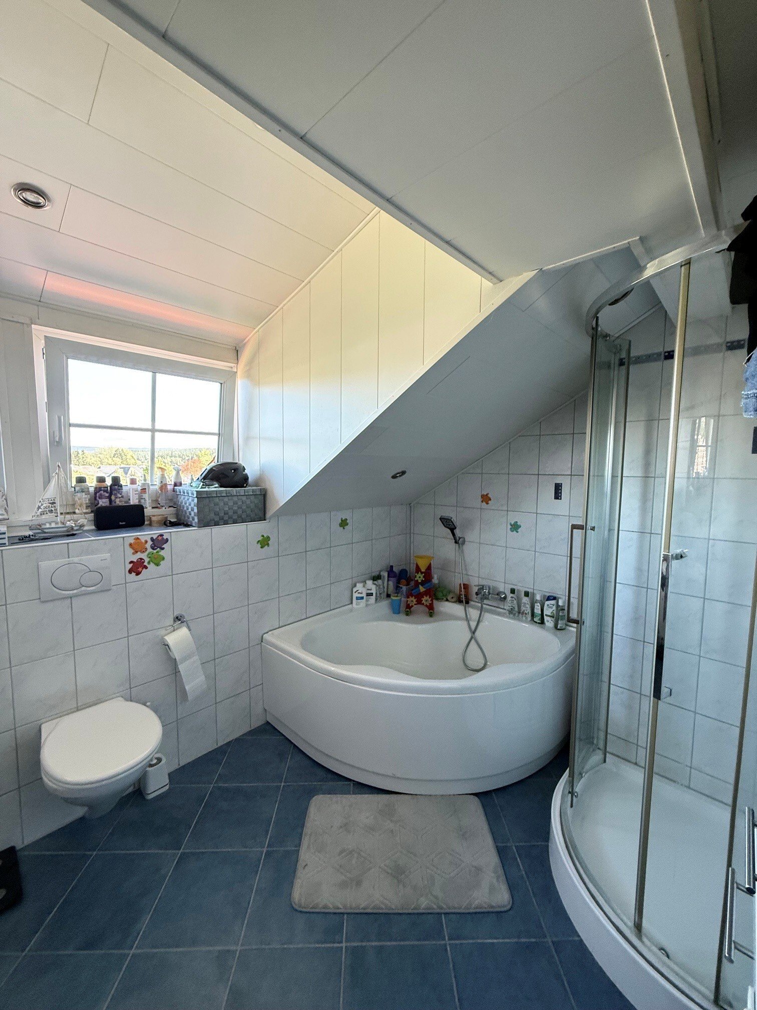 Bad DG mit Wanne